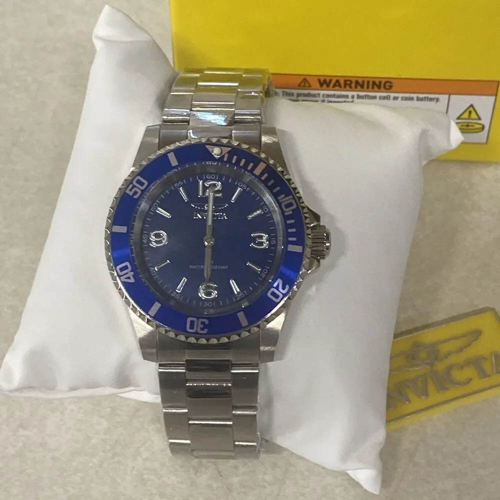 Invicta Men's Quartz Diver Watch SS Bracelet Blue Dial Bezel 40mm